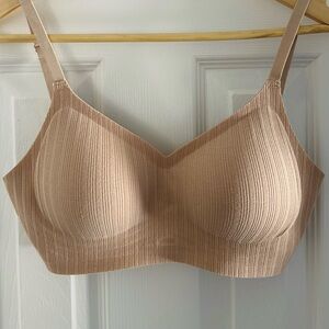 Seamless T-Shirt Bra